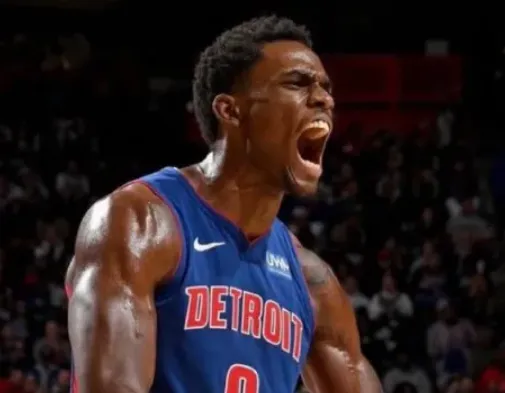 hth登录通道-活塞记者：杰伦-杜伦因右膝酸痛本场比赛不会回归